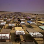 دانلود آهنگ On the Turning Away Pink Floyd