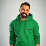 بیدار برود بر در بر یار دگری