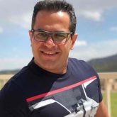 من عاشق اینم