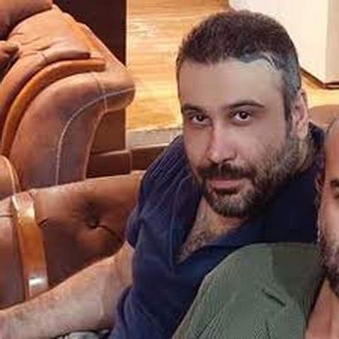 دانلود آهنگ رخت عزامو پیرهن سیامو از محسن چاوشی رخت عزامو پیرهن سیامو