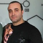 کلاغ به خونش میرسه